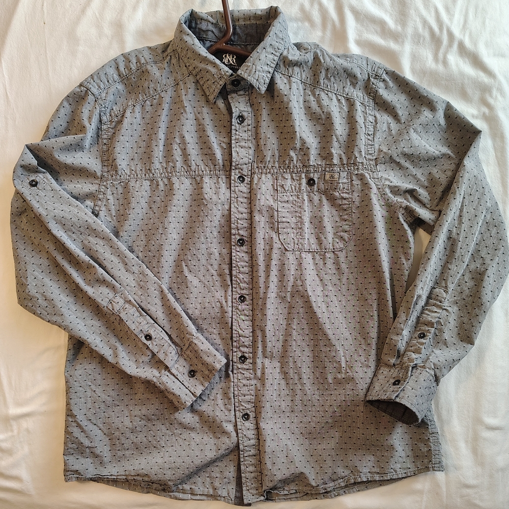 Rock & Republic Gray W/Black Diamond Stitched Pattern Tab Button Down SZ XL